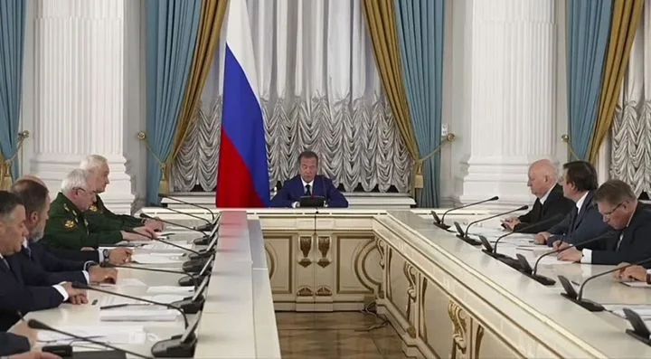 Западные секреты комплектования ВС: почему Кремль не спешит