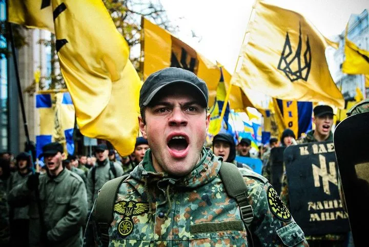 «К хохлам – нет, к украинцам – нормально»: что на самом деле думают в Севастополе