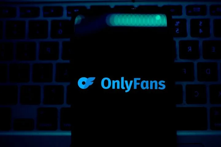 Мать на OnlyFans: школу возмутил контент, а не деньги
