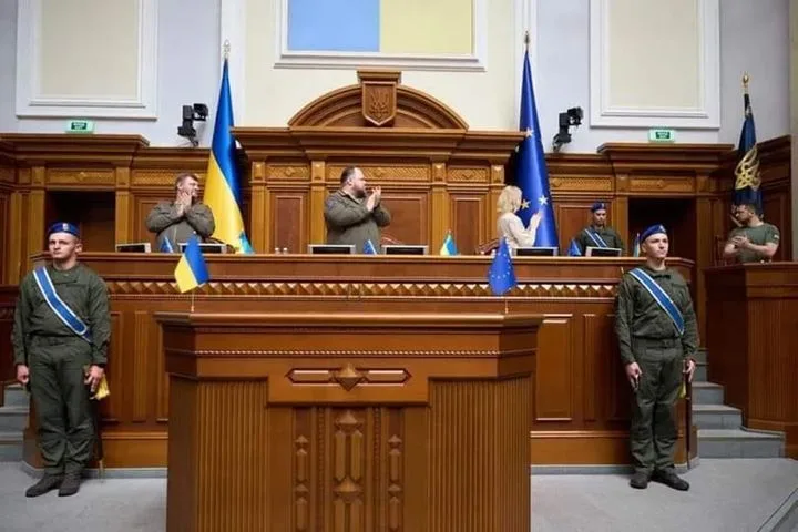 Коррупция в Раде: депутаты признались, что голосуют за деньги