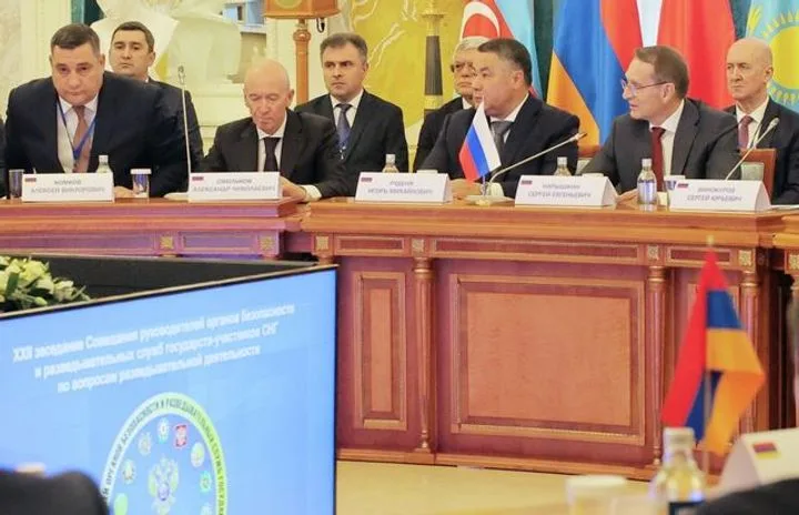 Запад плетёт интриги у границ СНГ: СВР сообщает о тревожной ситуации