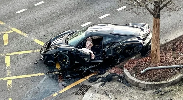 Рэпер Navai разбил Ferrari: что скрывает звезда после ДТП у Парка культуры