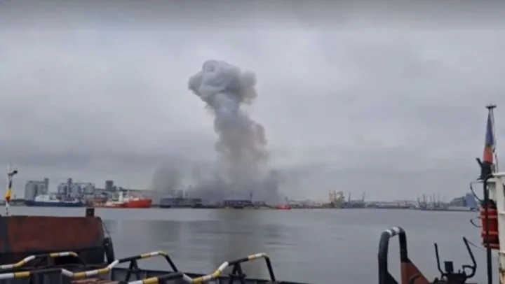 Румынский порт на взводе: взрыв у причала, Украина показывает на Россию