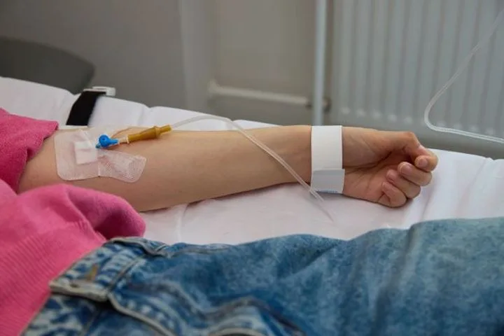 Сальмонелла на Ямале: почему еда из доставки вновь стала причиной инцидентов