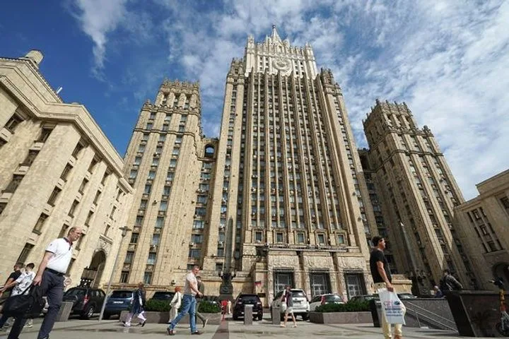 Берлин запретил символы Дня Победы: МИД РФ назвал это позором