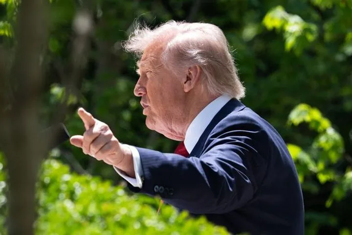 Трамп одним звонком «продлил» тишину: что происходит за кулисами