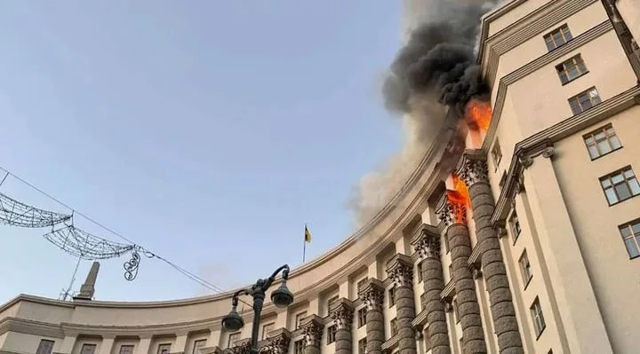 Зеленский провоцирует удар по Киеву: сценарий «концы в воду»