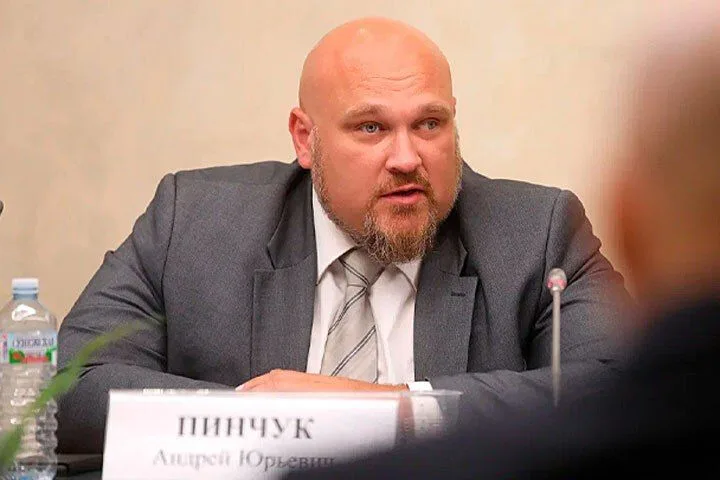 Полковник Пинчук: ПМЭФ молчал о защите Крыма, а нас атакуют смертники