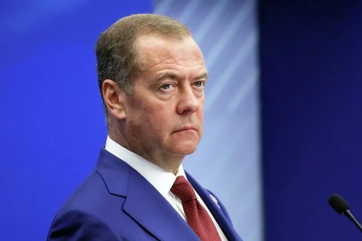 Медведев раскрыл западные планы: кому ждать ответа Москвы