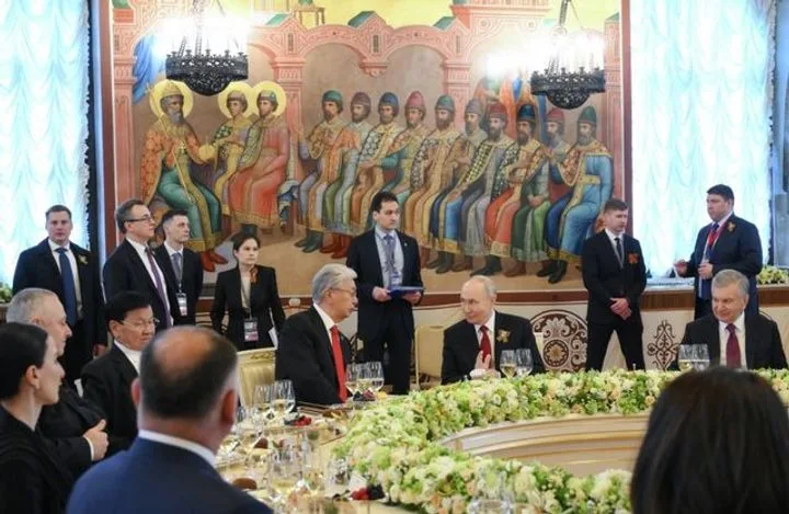 Друзья на Победу: Кто поддержал Путина на важном приеме в Кремле