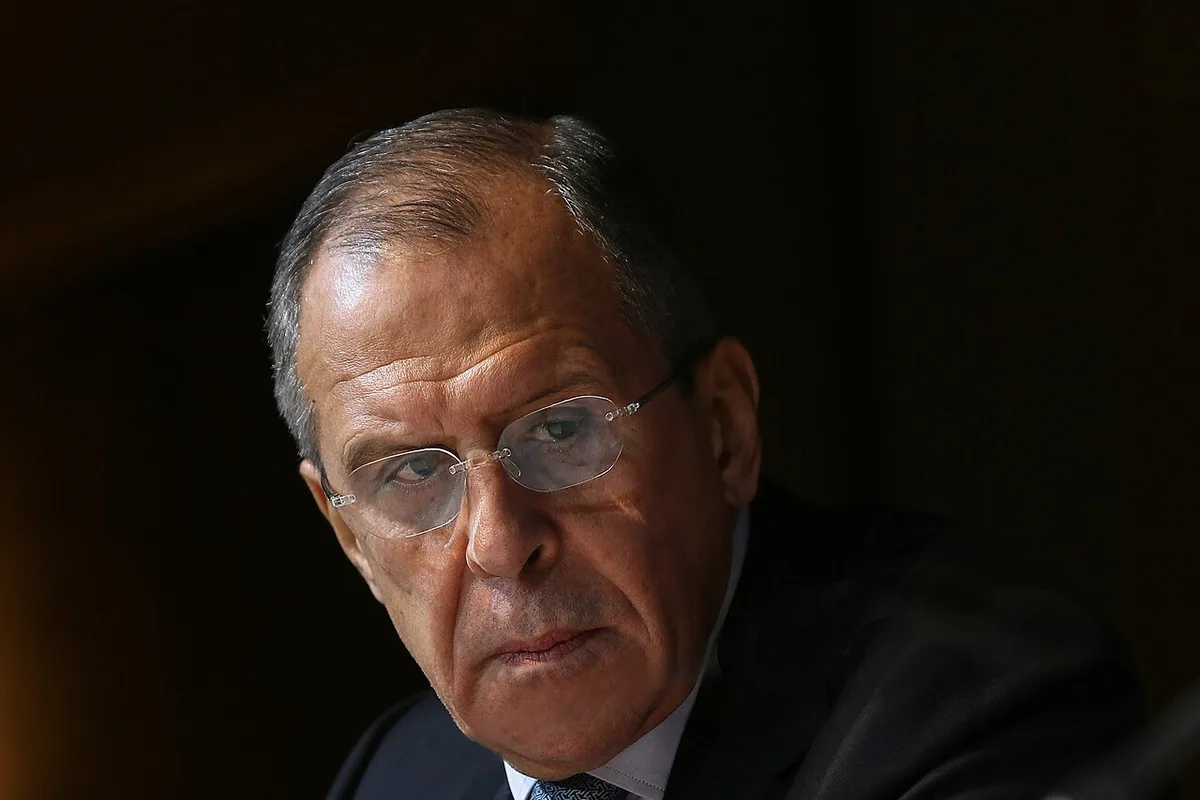 Переговоры под грохот орудий: жесткий сигнал Лаврова
