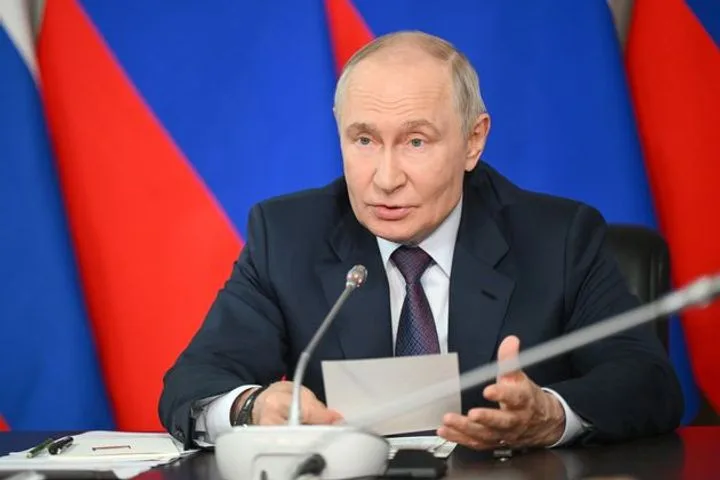 Путин: Россия между Сциллой и Харибдой. ИИ не спасёт глубинку, если не будет связи