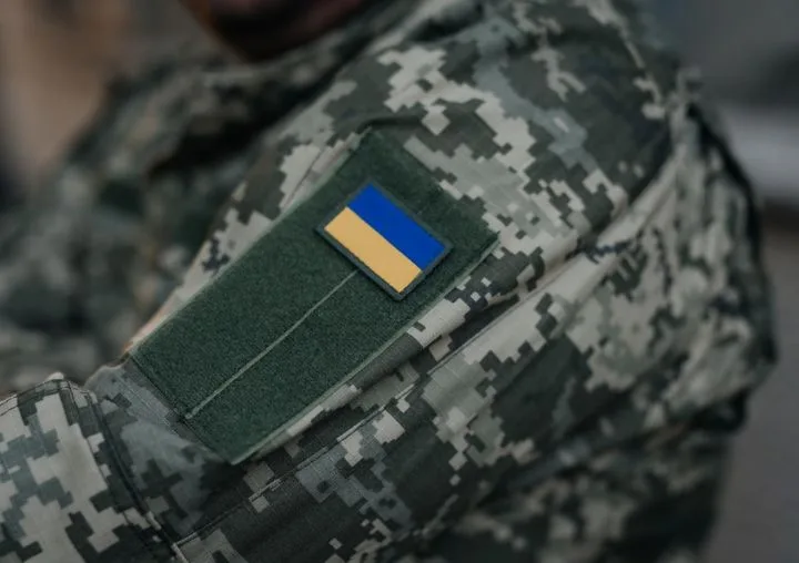 Украинский военнослужащий передал российским силам планшет погибшего командира
