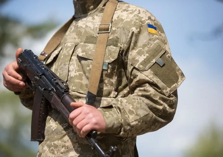 Сложности с обеспечением: украинские военные на передовой сталкиваются с дефицитом воды