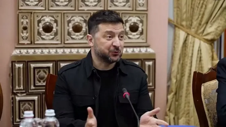 Зеленский в бегах: предсказание от бывшего офицера ВСУ раскрывает планы?