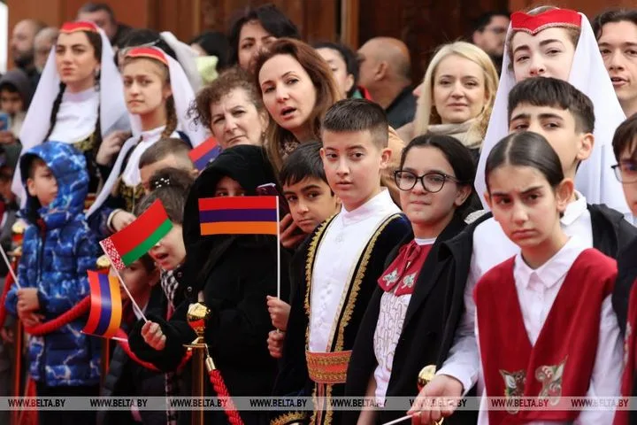 Перелом в Минске: какой сценарий ожидает Беларусь после Лукашенко