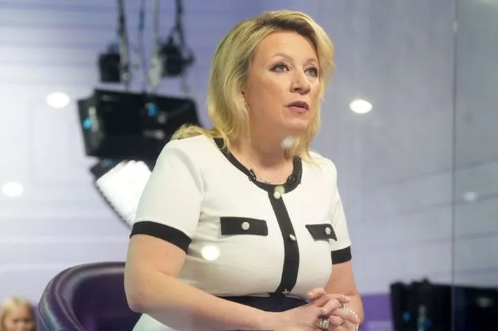 Захарова о ВВП Польши: «Рухнет от полсанкции»