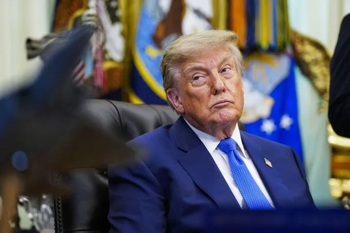 Трамп готовит новый шаг? Пролив может стать американским