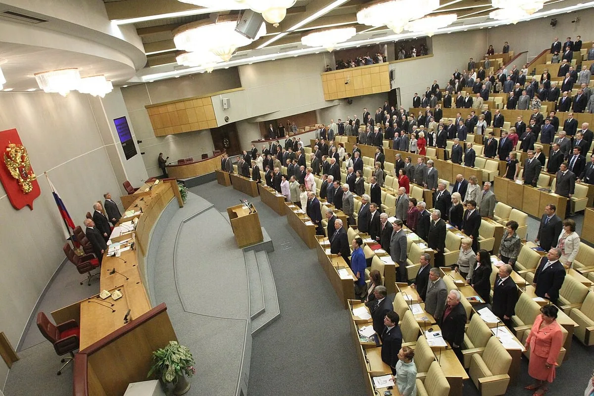 Свои и чужие: почему участники СВО делят сотки по прописке