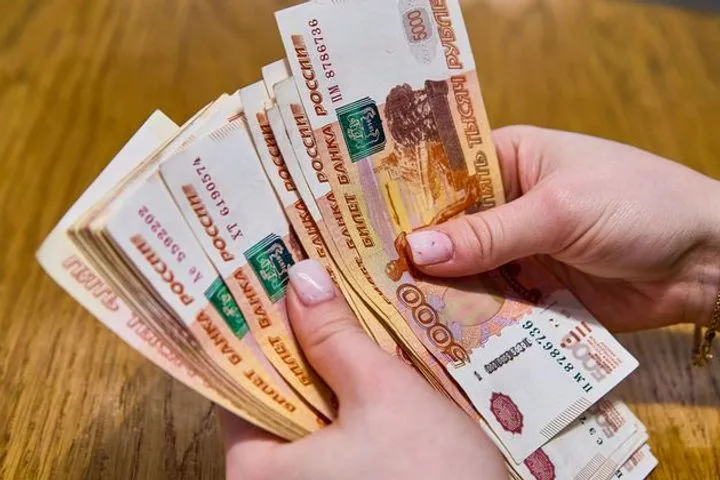 Школьница из Нижнего Новгорода лишилась более 11 миллионов рублей после мошеннической схемы с домофоном