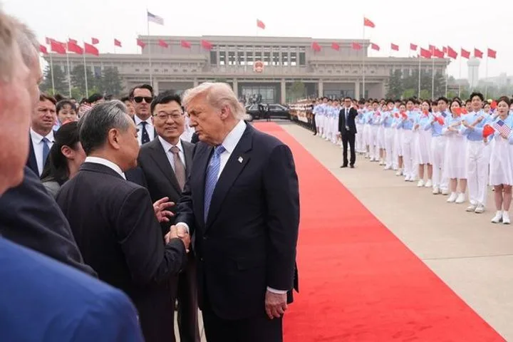 Тайны Белого дома: о чем Трамп говорил с Китаем за закрытыми дверями