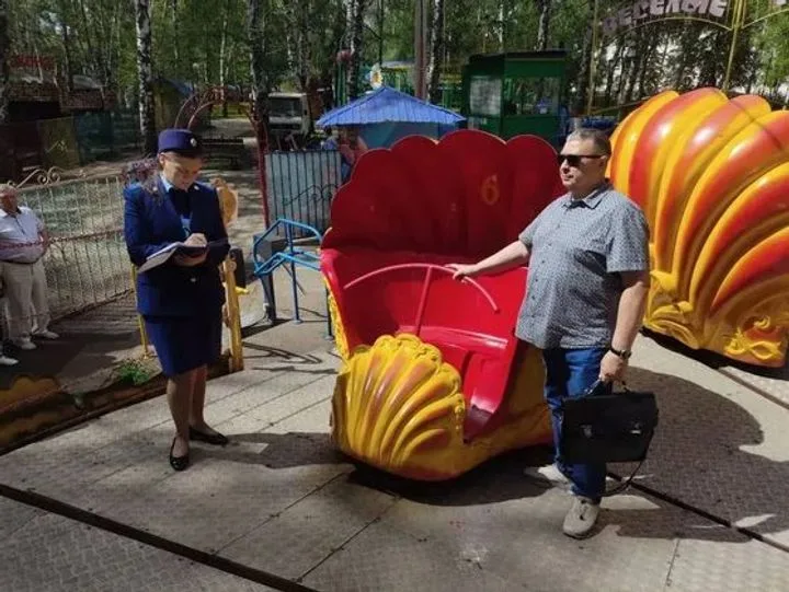«Вальс-ракушка» в Стерлитамаке: школьник получил травмы на аттракционе