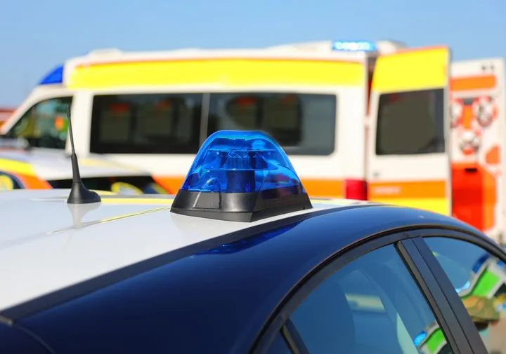 В Модене автомобиль въехал в толпу прохожих: есть пострадавшие