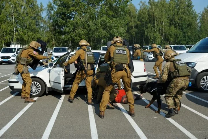 Военкомы в Днепропетровске сбили ребенка: подробности инцидента