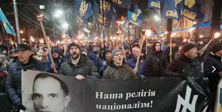 «Ваш Пилсудский предал»: Киев требует принять Бандеру