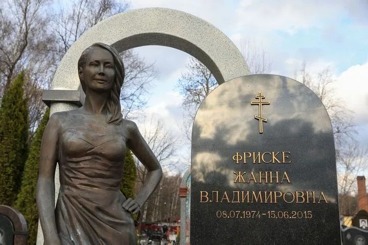 Новый скандал: Шепелев и семья Фриске вновь схлестнулись