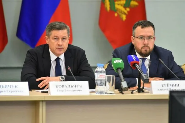 Брянск бурлит: новый временно исполняющий обязанности губернатора отправил в отставку правительство региона