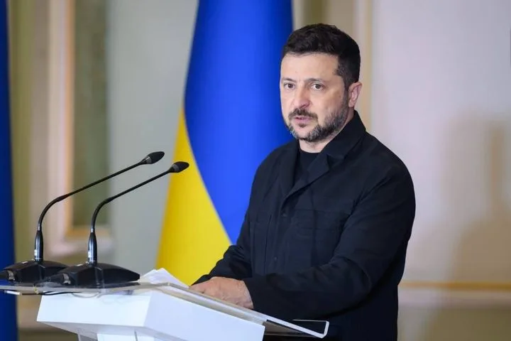 Зеленский проводит кадровые перестановки: генерала, СНБО и «гуманитарное влияние» первой леди