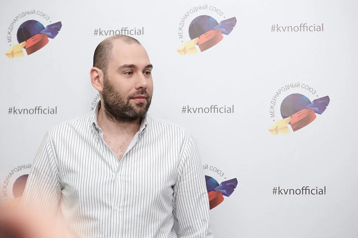 Хитрый маневр Слепакова: как бард спас миллионы и обошел закон