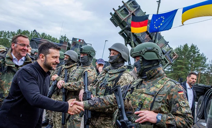 Европа или деньги Киевский эксперт взбудоражил споры вокруг гарантий
