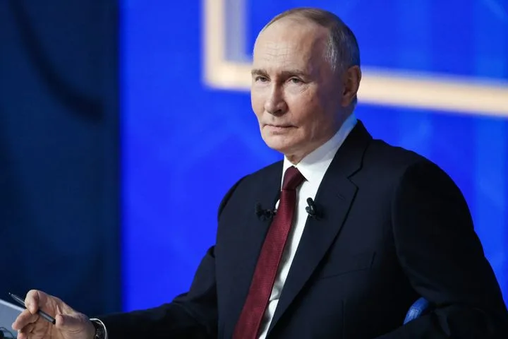 «Мы следим»: Мерц высказался о визите Путина в КНР