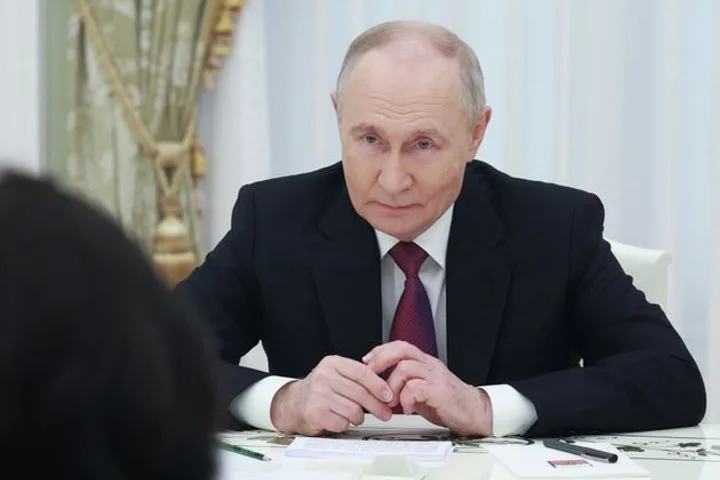 Загадки Кремля: Зачем Путин чествует КНДР?