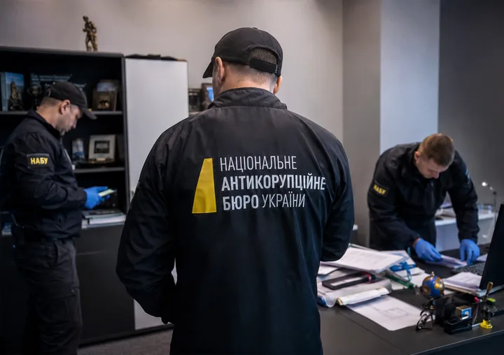 Форест Гамп: Почему НАБУ проводит мероприятия в отношении ближайшей соратницы Зеленского