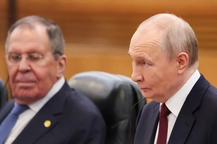 Секреты за чаем: что обсуждали Путин и Си Цзиньпин на неформальной встрече?