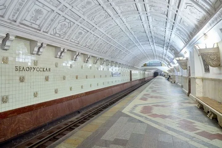 Метро стало ловушкой: студент погиб под поездом, что случилось на Белорусской