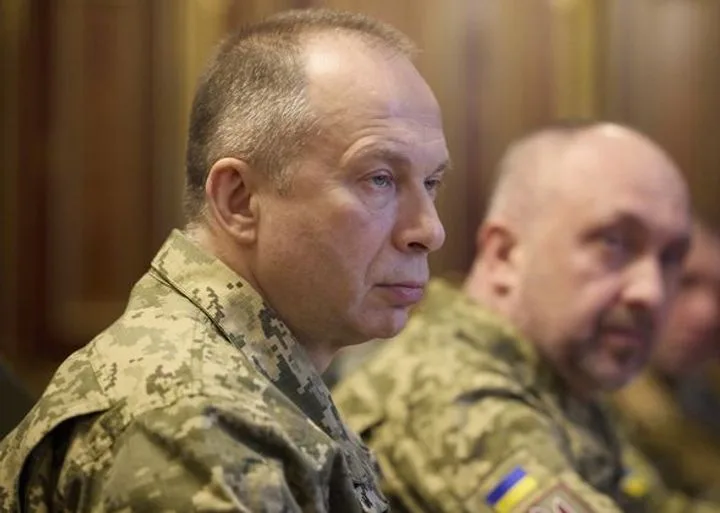 Сырский не ушел: кто распространяет сведения об отставке главкома ВСУ