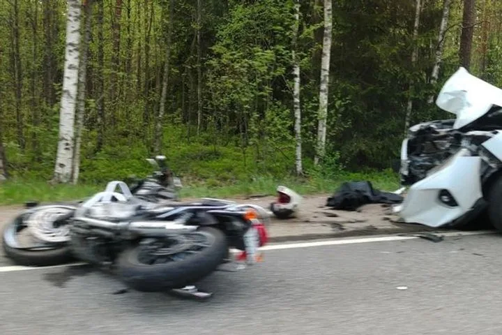 Миллиардер на Triumph: происшествие на трассе и последствия для бизнеса
