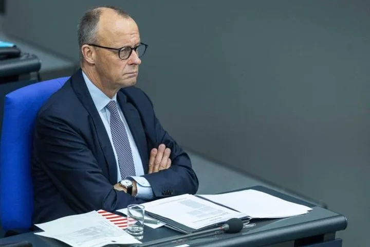 Мерц предложил Украине статус «ассоциированного члена» ЕС с защитой по статье о взаимной обороне. Что это значит