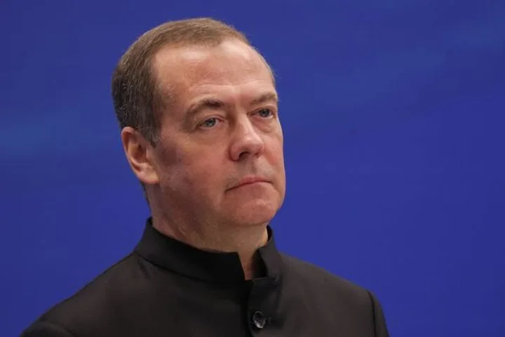 Медведев раскрывает: 7 тревожных признаков проблем Украины. Что дальше?