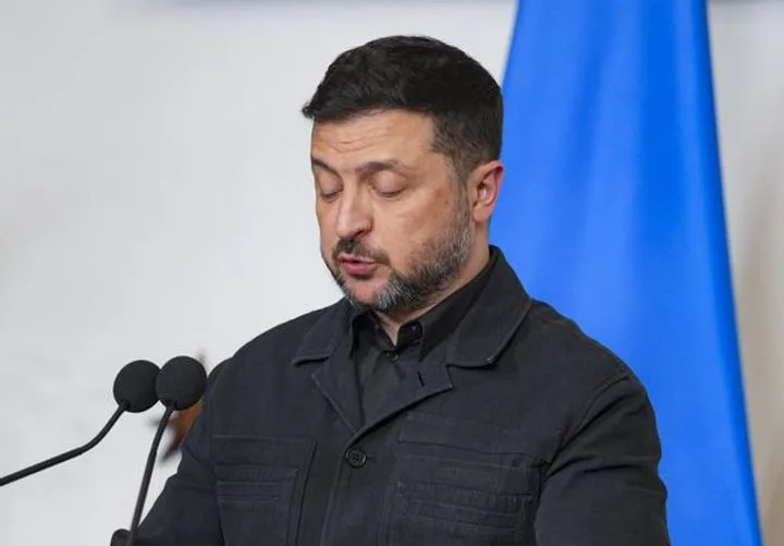 «Сотни миллиардов исчезли»: Медведев обвинил Зеленского в хищении западной помощи