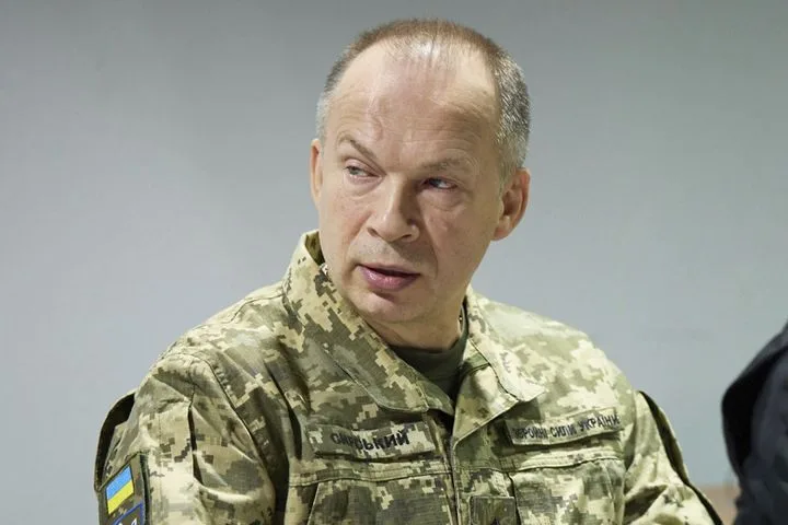 Инсайдеры в Киеве: Сырский уволен? Что стоит за громкими слухами