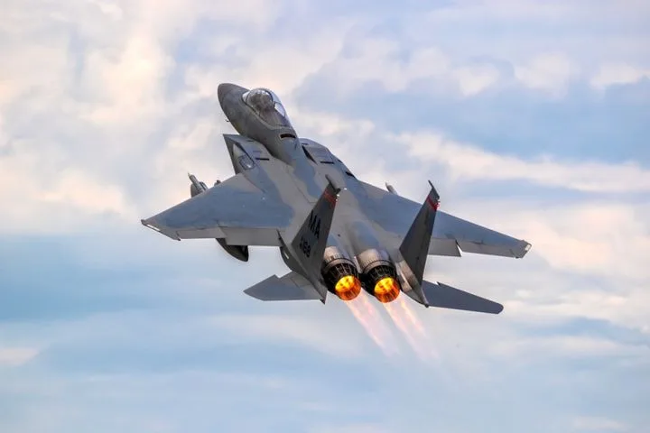 F-16 сбит: Китай назвал инцидент переломным моментом