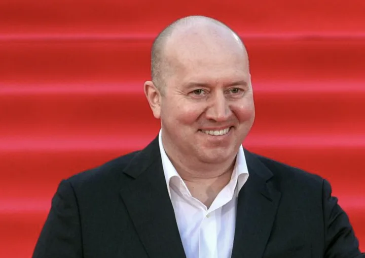 Бурунов: «Моим голосом ругают матерей». Кто стоит за цифровым обманом?