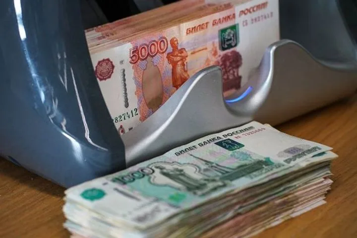 Сейф с миллионами исчез: как 25-летний москвич «подарил» мошенникам 71 млн