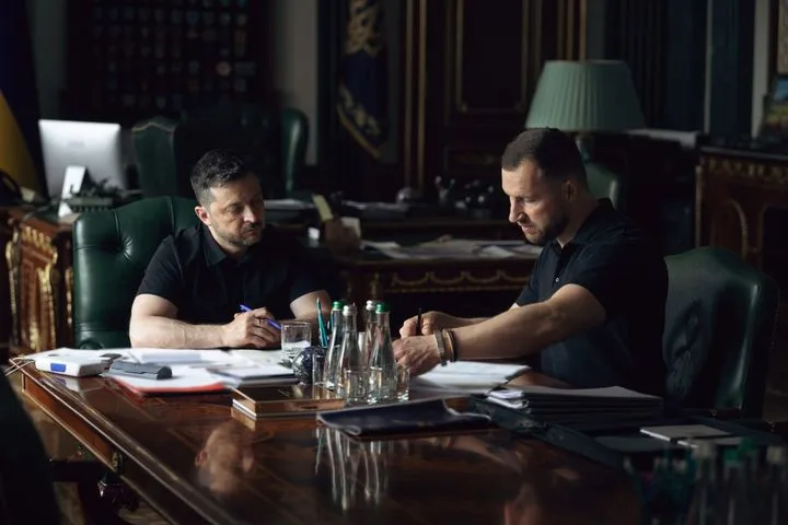 Зеленский объявил наступление: что стоит за заявлениями
