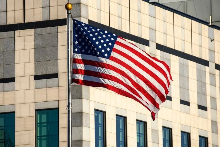 Хитрый маневр: США опровергли сведения об отъезде из Киева